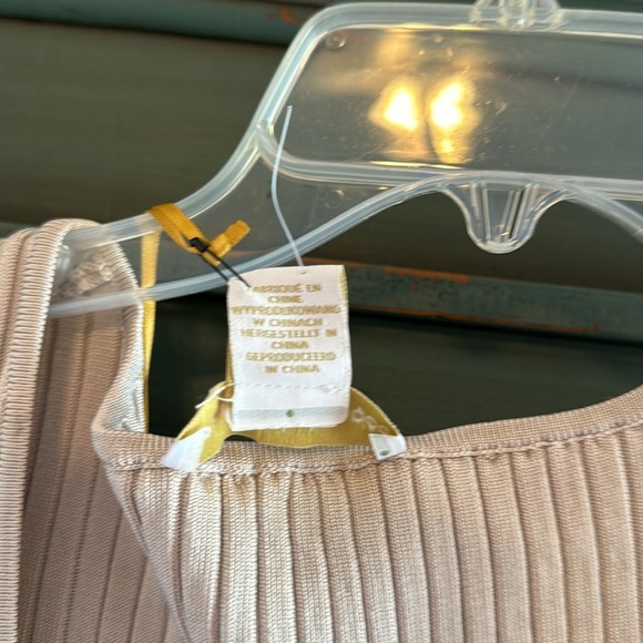 🤩 House of Harlow 2 piece top and skirt set Size L NWT 🤩 - Picture 7 of 9